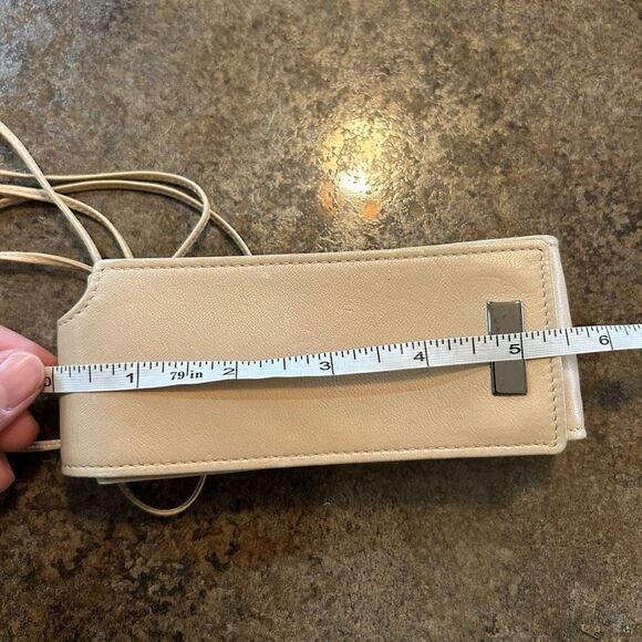 GUCCI Rare Slim Case Pen/ Cigar/ Lipstick Lanyard Leather Cream - Picture 7 of 12